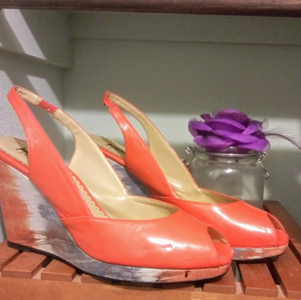 J. Renee Orange Wedges 12M